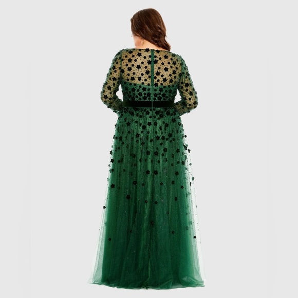 Mac Duggal 68440 NWT Green Floral Applique Long Sleeve A Line Gown - Picture 3 of 8